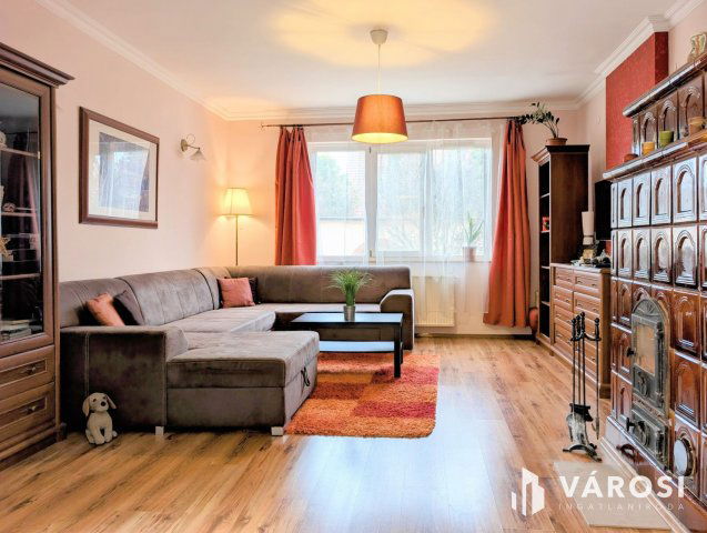 Eladó családi ház, Békéscsabán 81.9 M Ft, 5+1 szobás