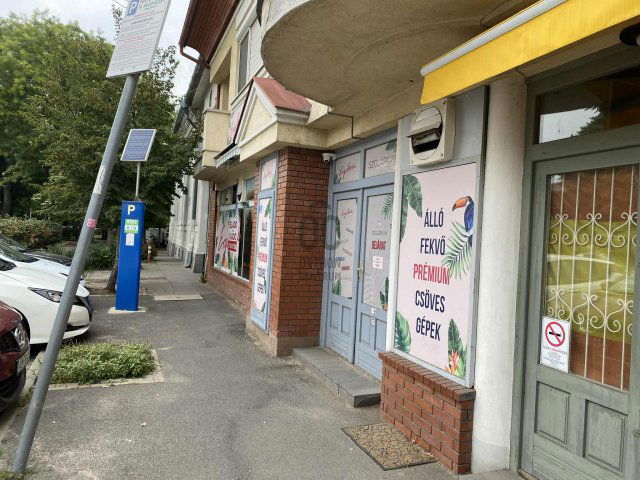 Kiadó ipari ingatlan, Kecskeméten 400 E Ft / hó