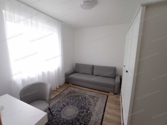 Eladó téglalakás, Kecskeméten 66 M Ft, 3 szobás