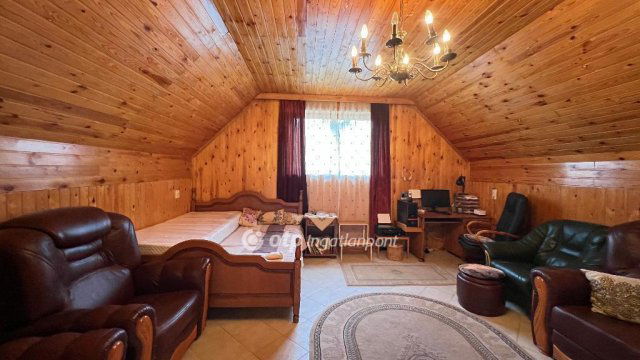 Eladó családi ház, Egerben 41.5 M Ft, 2 szobás