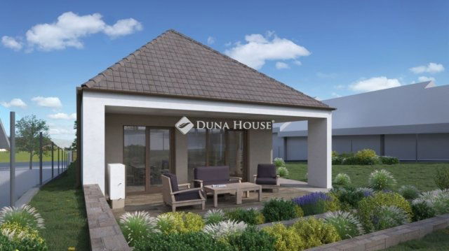 Eladó családi ház, Csomádon 149 M Ft, 3+2 szobás