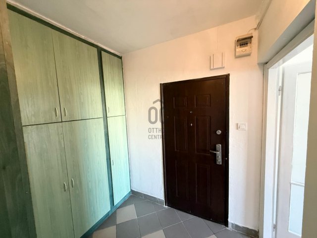 Eladó panellakás, Debrecenben, Gyergyó utcában 61.9 M Ft