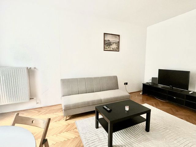 Kiadó téglalakás, albérlet, Budapesten, V. kerületben, 2 szobás