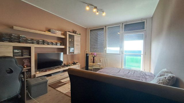 Eladó panellakás, Debrecenben 56 M Ft, 2 szobás