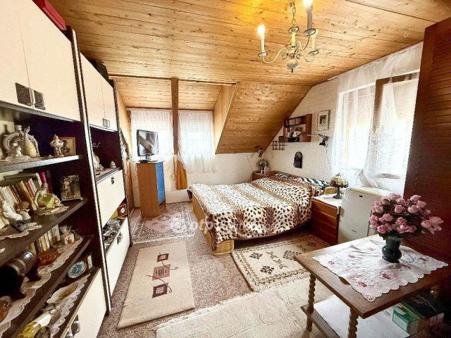 Eladó családi ház, Szigetszentmiklóson 99.5 M Ft, 5 szobás