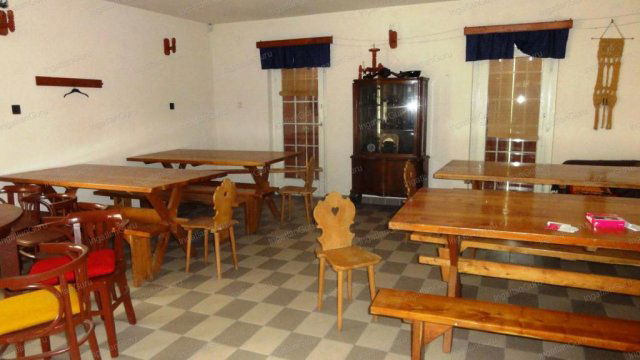 Eladó családi ház, Kecskeméten 90 M Ft, 4 szobás