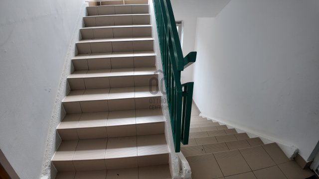Eladó panellakás, Etyeken 75 M Ft, 4 szobás