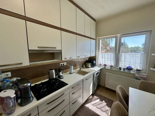 Eladó családi ház, Nyíregyházán 112 M Ft, 6 szobás