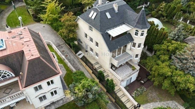 Eladó téglalakás, Budapesten, III. kerületben 326 M Ft, 4 szobás