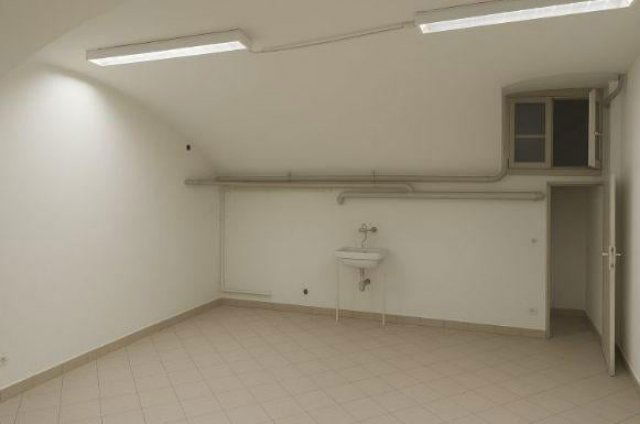 Eladó családi ház, Budapesten, VII. kerületben 144.85 M Ft