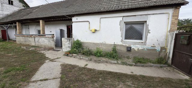 Eladó családi ház, Dunaegyházán 12 M Ft, 2 szobás