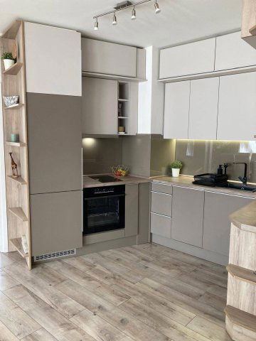 Kiadó téglalakás, albérlet, Pécsett 250 E Ft / hó, 3 szobás