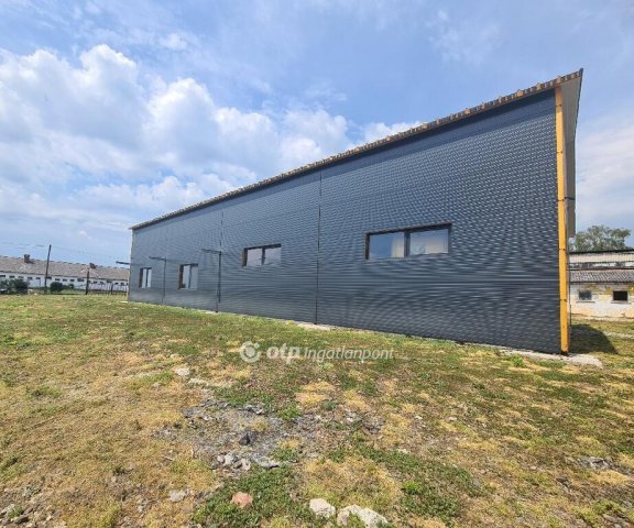 Eladó mezogazdasagi ingatlan, Tiszalúcon 315 M Ft