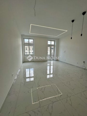 Eladó téglalakás, Budapesten, V. kerületben 181 M Ft, 4 szobás