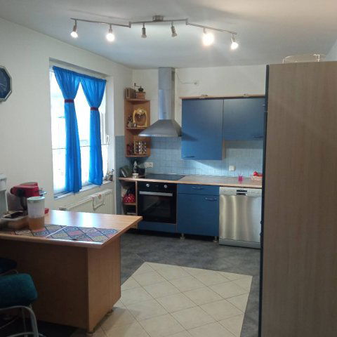 Eladó családi ház, Kerepesen 179.77 M Ft, 2+6 szobás