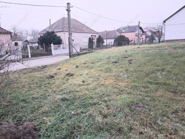 Eladó telek, Ácson 12.5 M Ft / költözzbe.hu