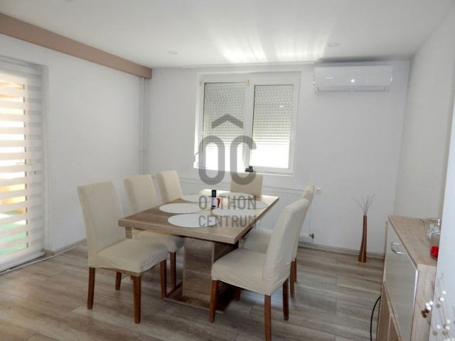 Eladó családi ház, Lakhegyen 67.9 M Ft, 4 szobás