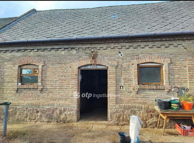 Eladó családi ház, Gerdén 40 M Ft, 3 szobás