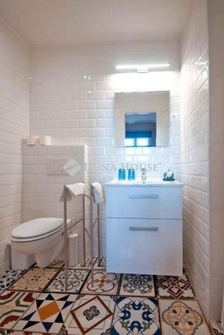 Eladó téglalakás, Pécsett, Aradi Vértanúk útján 75.9 M Ft