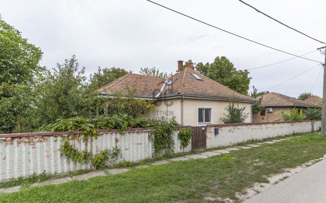 Eladó családi ház, Lepsényben 35.9 M Ft, 3 szobás