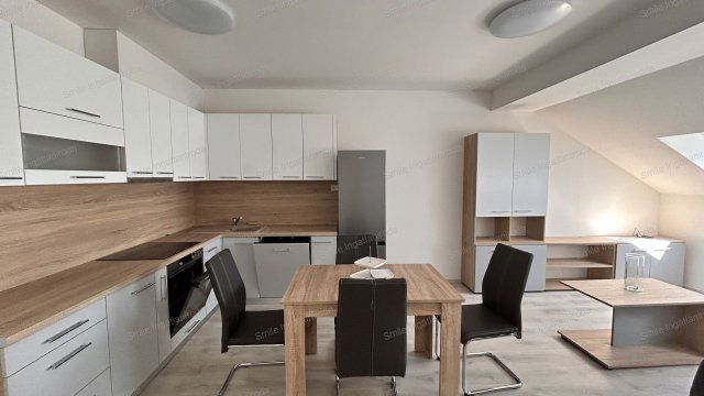Kiadó téglalakás, albérlet, Nyíregyházán 230 E Ft / hó