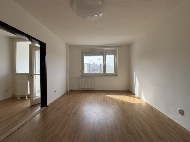 Eladó panellakás, Miskolcon, Kuruc utcában 34.9 M Ft, 2+1 szobás