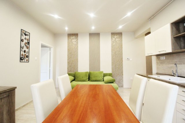 Kiadó téglalakás, albérlet, Debrecenben 250 E Ft / hó, 2 szobás