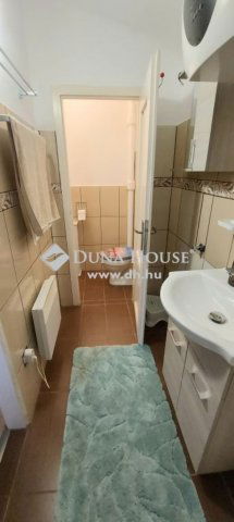 Eladó családi ház, Szentendrén 38.9 M Ft, 1 szobás