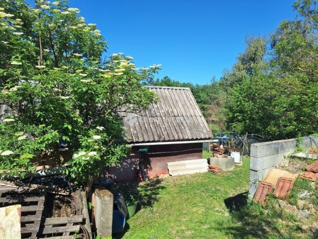 Eladó családi ház, Bicskén 23.5 M Ft, 2 szobás