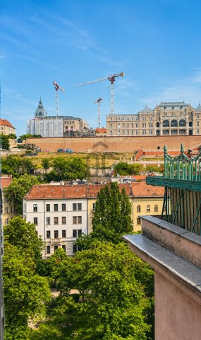 Eladó téglalakás, Budapesten, I. kerületben 219.9 M Ft, 3 szobás