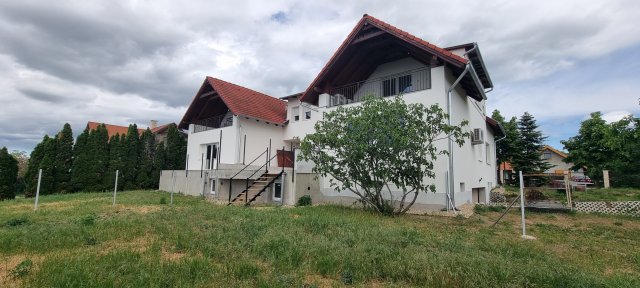 Kiadó téglalakás, albérlet, Telkin 370 E Ft / hó, 4+1 szobás