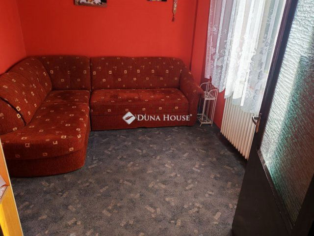 Eladó családi ház, Nyársapáton 42.9 M Ft, 3 szobás