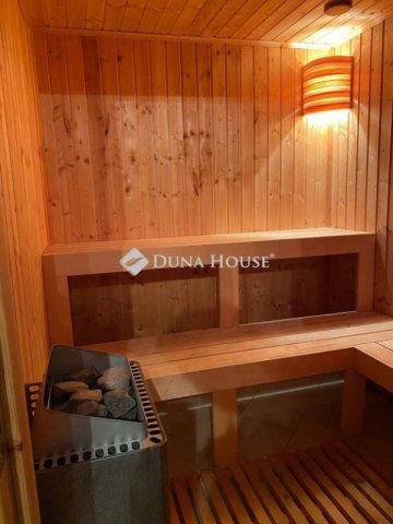 Eladó családi ház, Diósdon 239 M Ft, 1 szobás