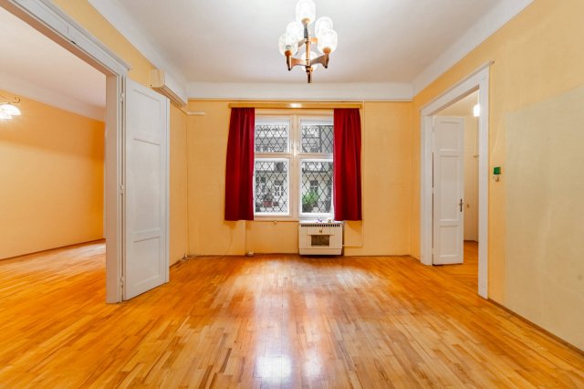 Eladó téglalakás, Budapesten, VI. kerületben 99.99 M Ft