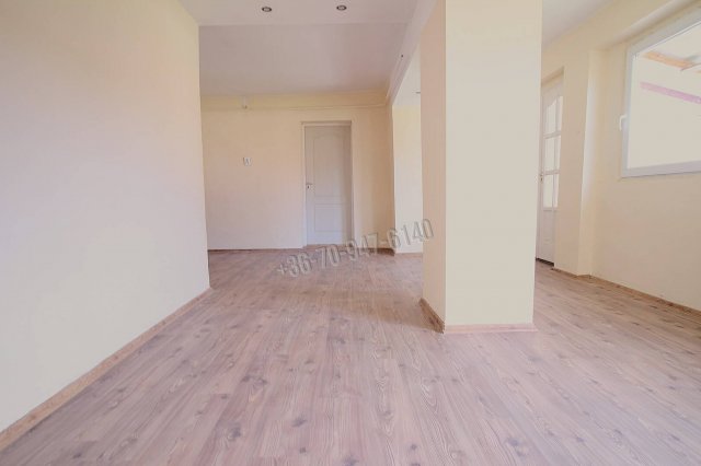 Eladó családi ház, Sarkadon 12.5 M Ft, 3 szobás
