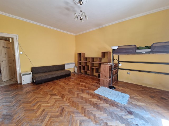 Kiadó téglalakás, albérlet, Budapesten, III. kerületben