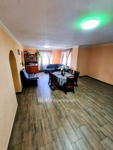 Eladó családi ház, Sajókeresztúron 44 M Ft, 4 szobás
