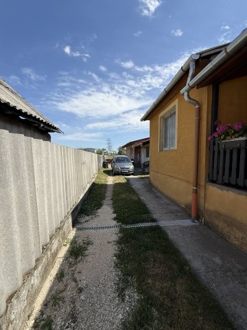 Eladó téglalakás, Bicskén 49 M Ft, 2 szobás