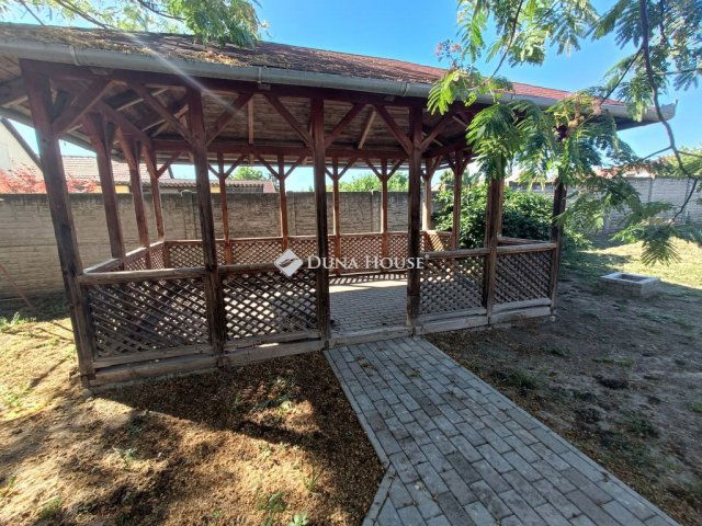 Eladó családi ház, Ráckeresztúron 66.5 M Ft, 2 szobás