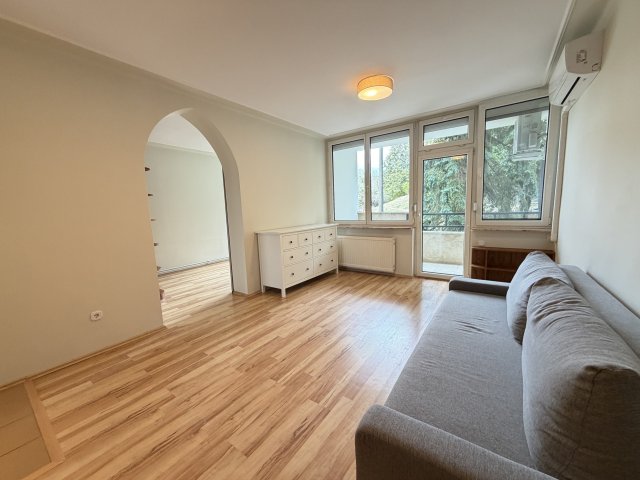 Kiadó téglalakás, albérlet, Budakeszin, Huszár utcában
