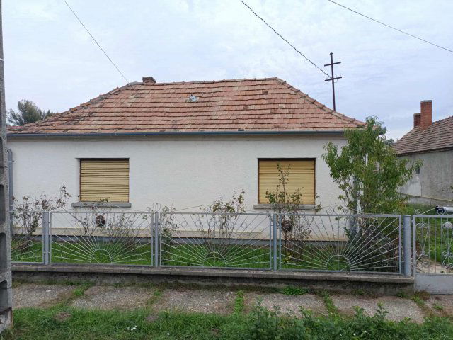 Eladó családi ház, Környén 37.9 M Ft, 2 szobás