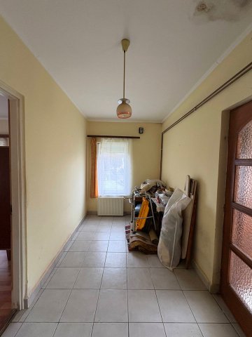 Eladó családi ház, Tomoron 12 M Ft, 2 szobás