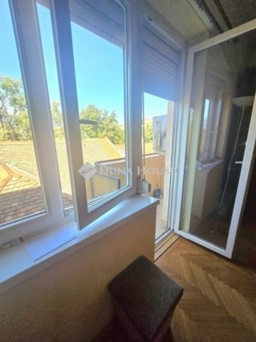 Eladó téglalakás, Pécsett 46.9 M Ft, 2 szobás