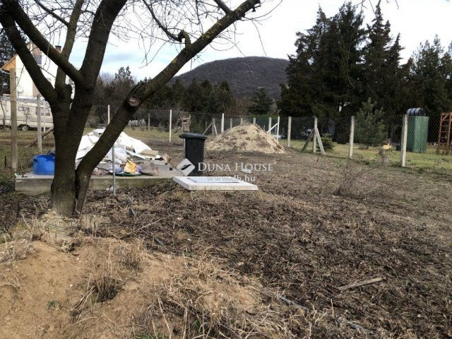 Eladó telek, Esztergomban 7.6 M Ft / költözzbe.hu