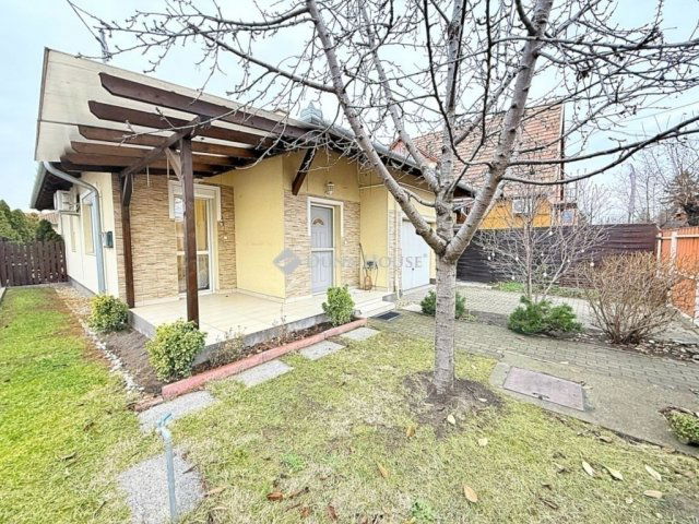 Eladó sorház, Budapesten, XVIII. kerületben 79.9 M Ft, 2 szobás