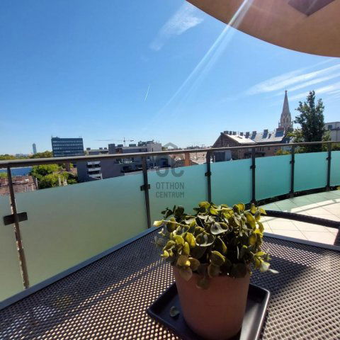 Eladó téglalakás, Budapesten, VIII. kerületben 144 M Ft