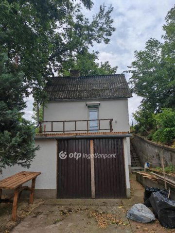 Eladó családi ház, Adonyban 19.9 M Ft, 1+1 szobás