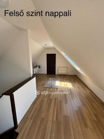 Eladó családi ház, Cserkúton 63 M Ft, 4 szobás