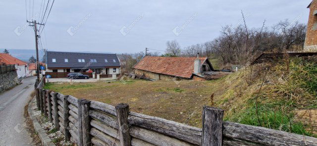 Eladó telek, Pannonhalmán 18.5 M Ft / költözzbe.hu
