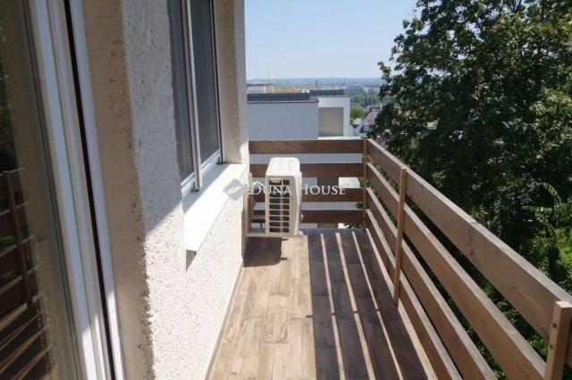 Eladó téglalakás, Budapesten, II. kerületben 109.9 M Ft
